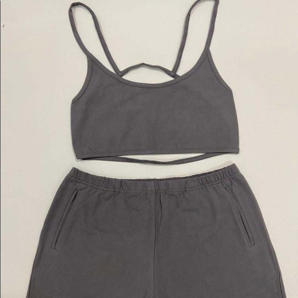 Grey Two piece Nike Set - Picture 2 of 2